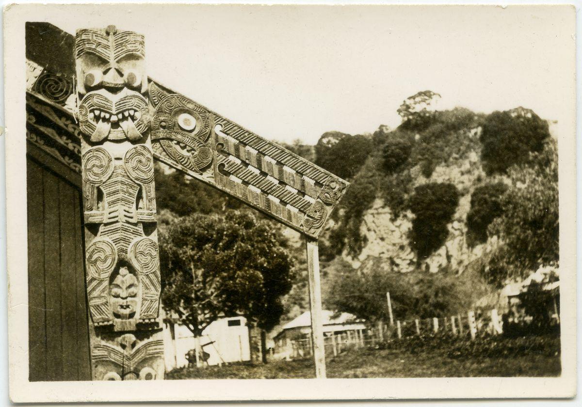 Wharenui carvings. Source - Whakatāne Museum ID: 36889